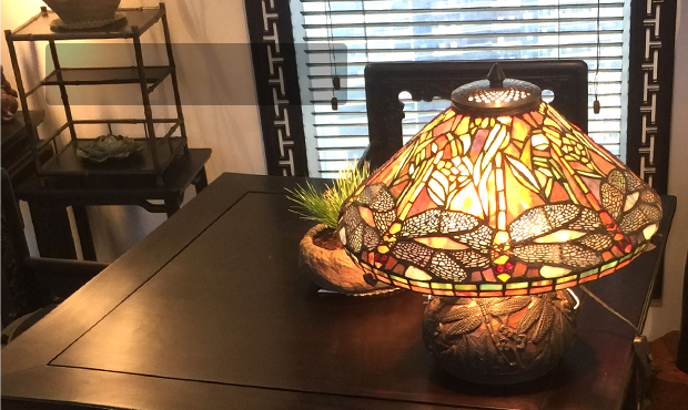 Tiffany Lamp.png